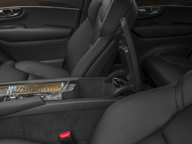 2016 Volvo XC90 T8 Inscription