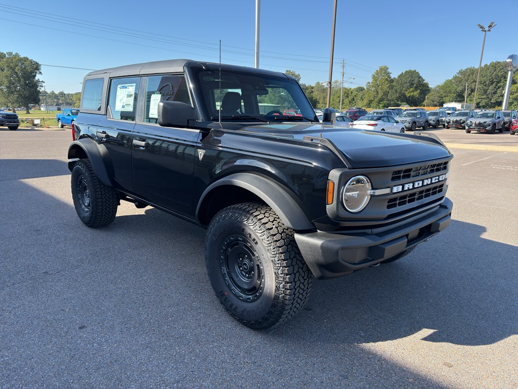 2025 Ford Bronco 4-Door Base - Photo 9