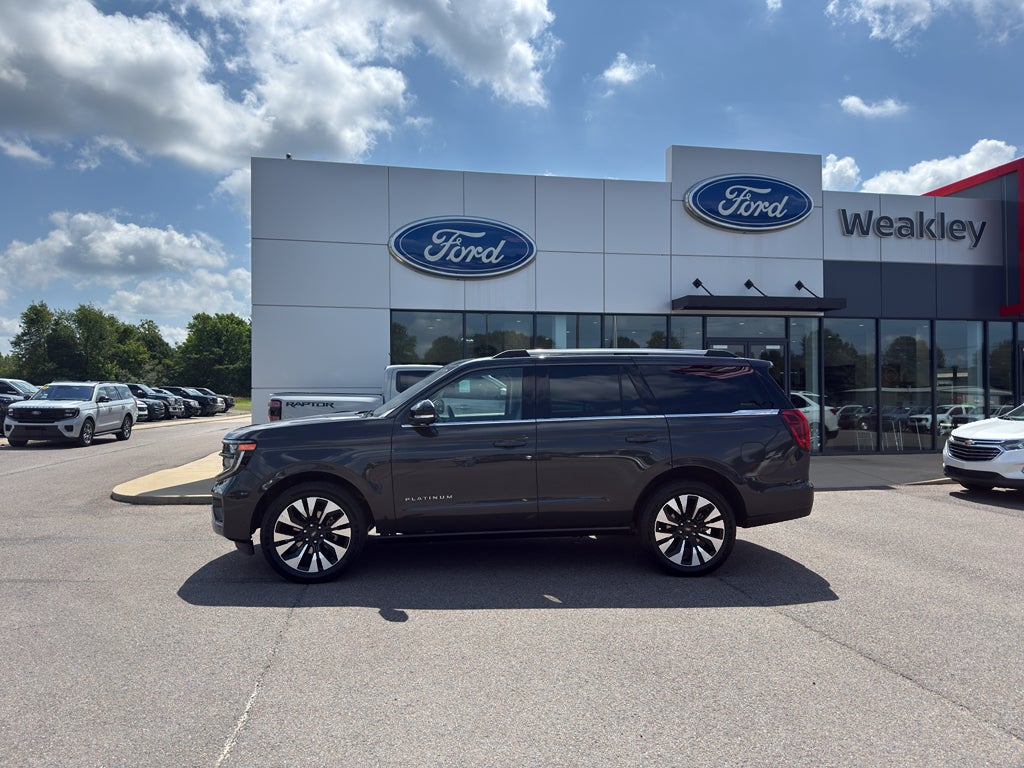 2025 Ford Expedition's photo