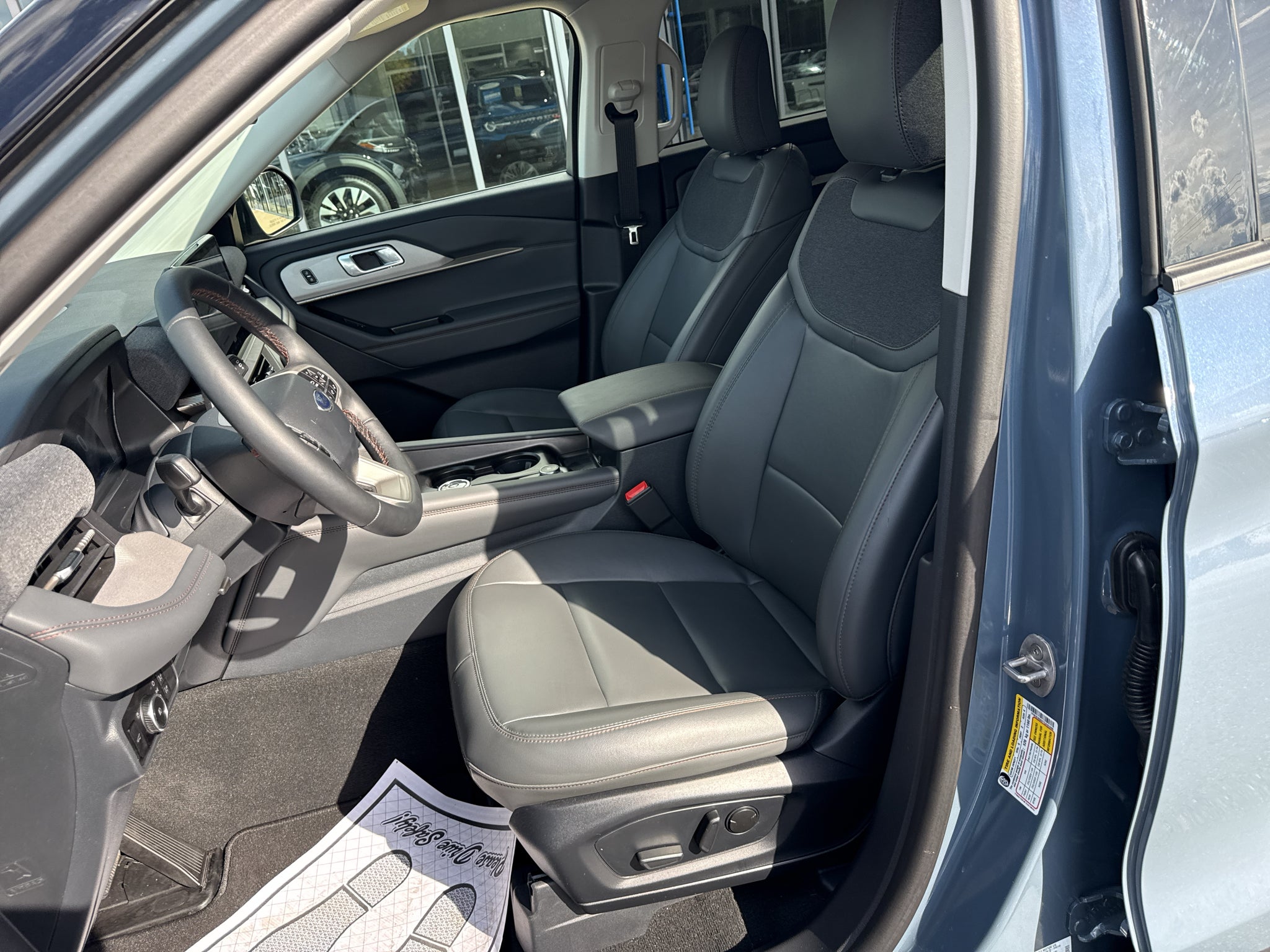 2026 Ford Explorer Active w/200A Pkg