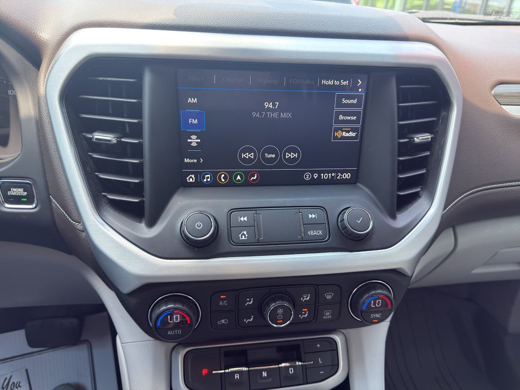 2021 GMC Acadia SLT