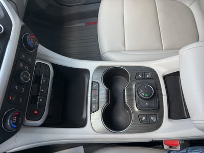 2021 GMC Acadia SLT