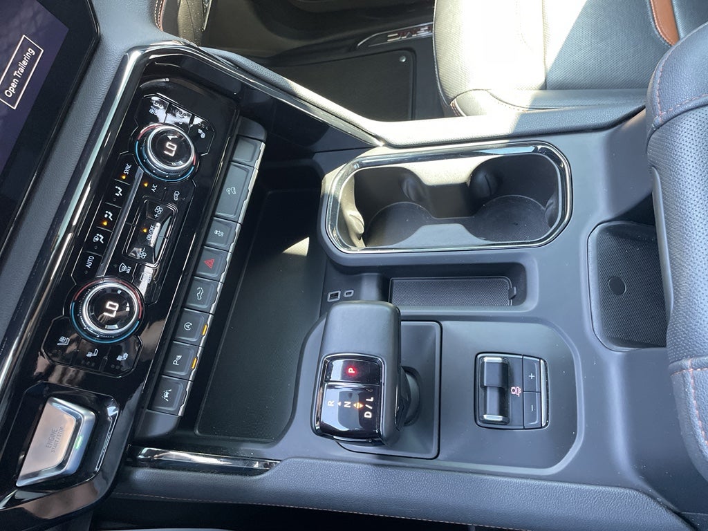2023 GMC Sierra AT4