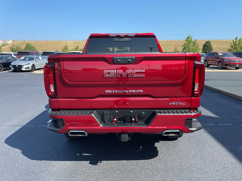 2023 GMC Sierra AT4
