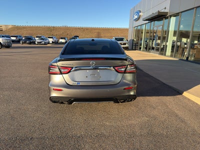 2020 Nissan Maxima SR