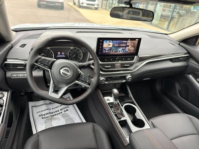2025 Nissan Altima SR