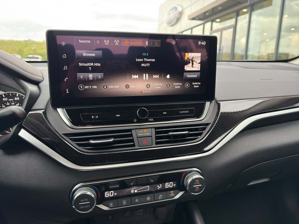 2025 Nissan Altima SR