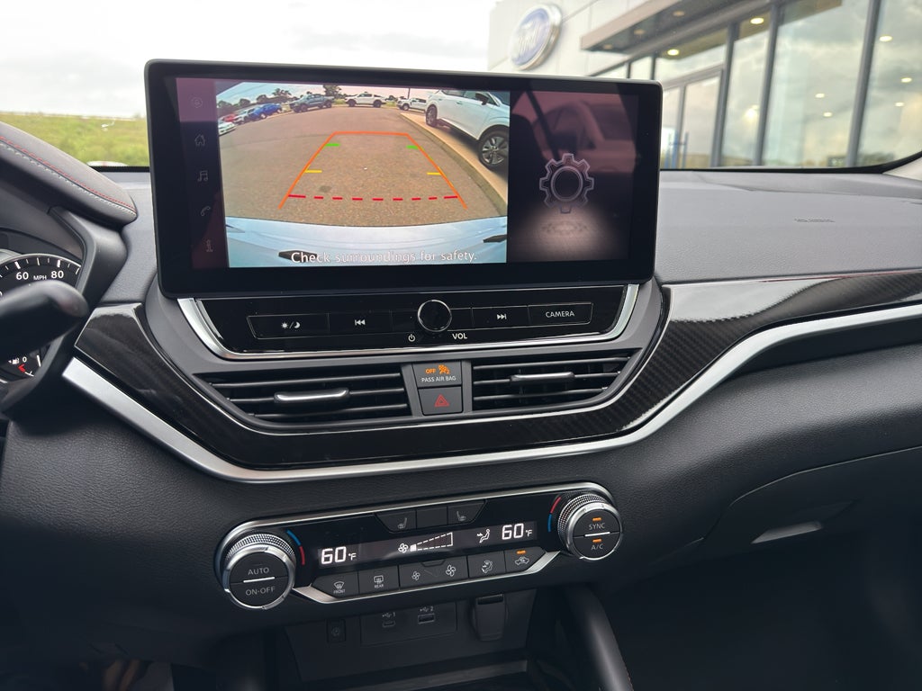 2025 Nissan Altima SR