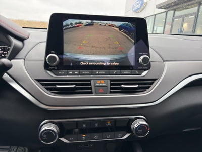 2025 Nissan Altima SR