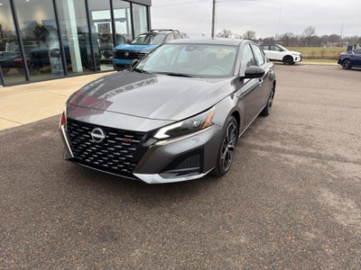 2025 Nissan Altima SR