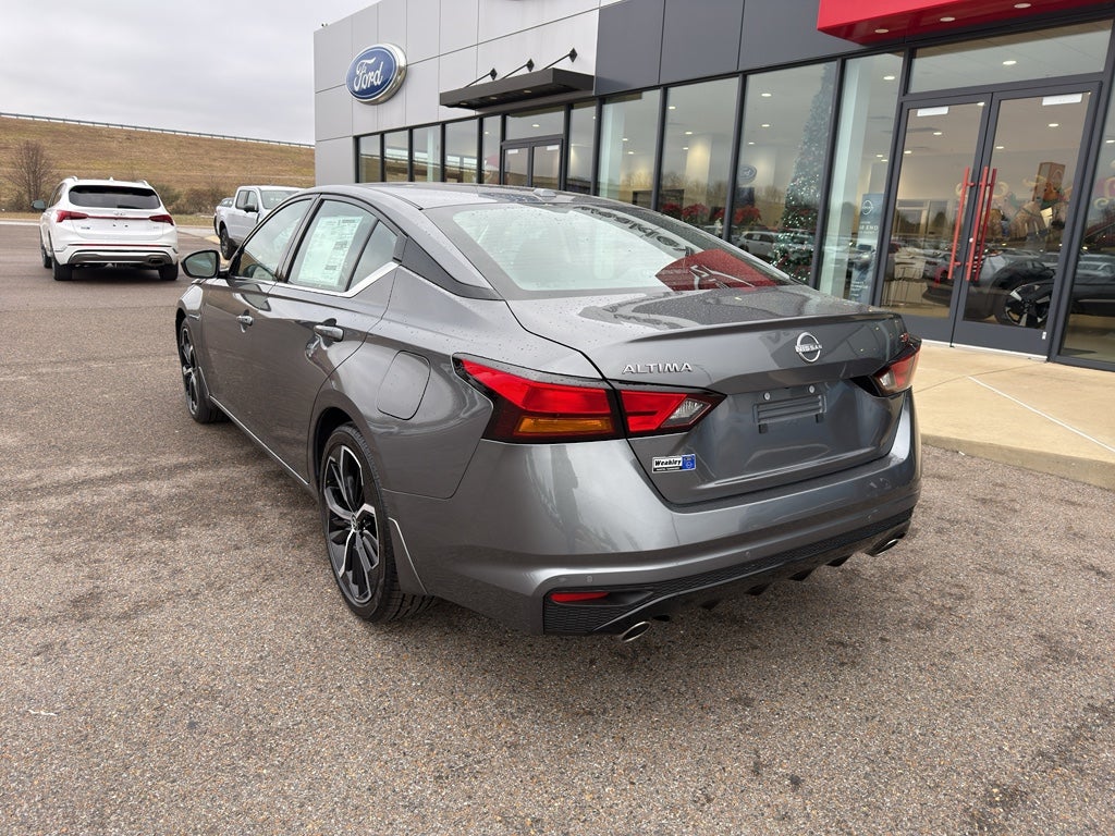 2025 Nissan Altima SR