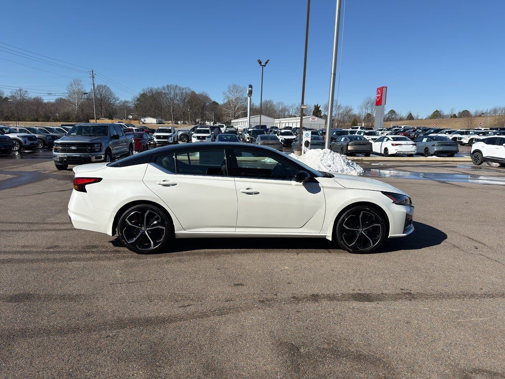 2026 Nissan Altima SR