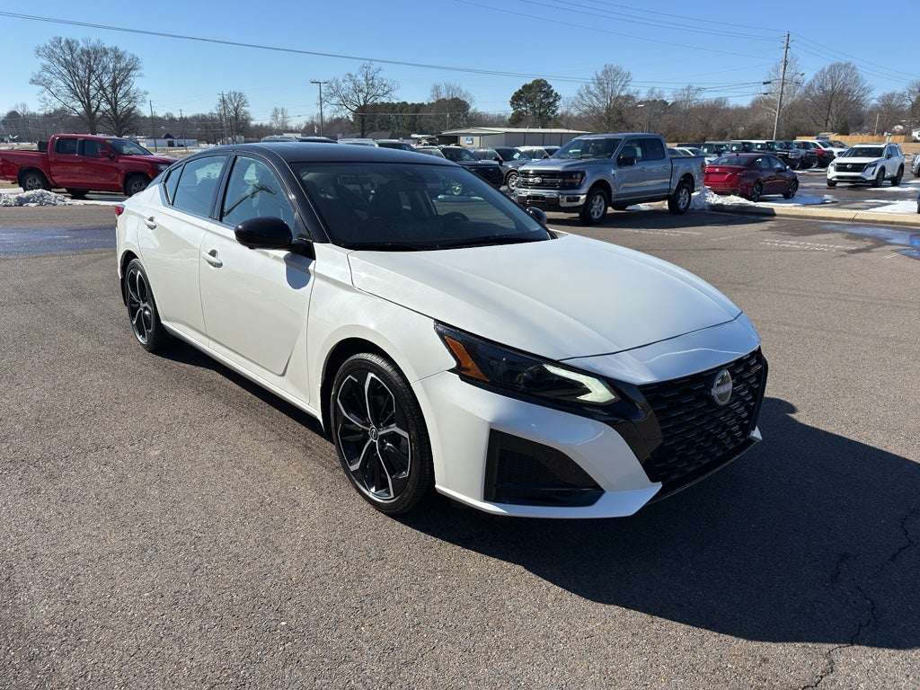 2026 Nissan Altima SR
