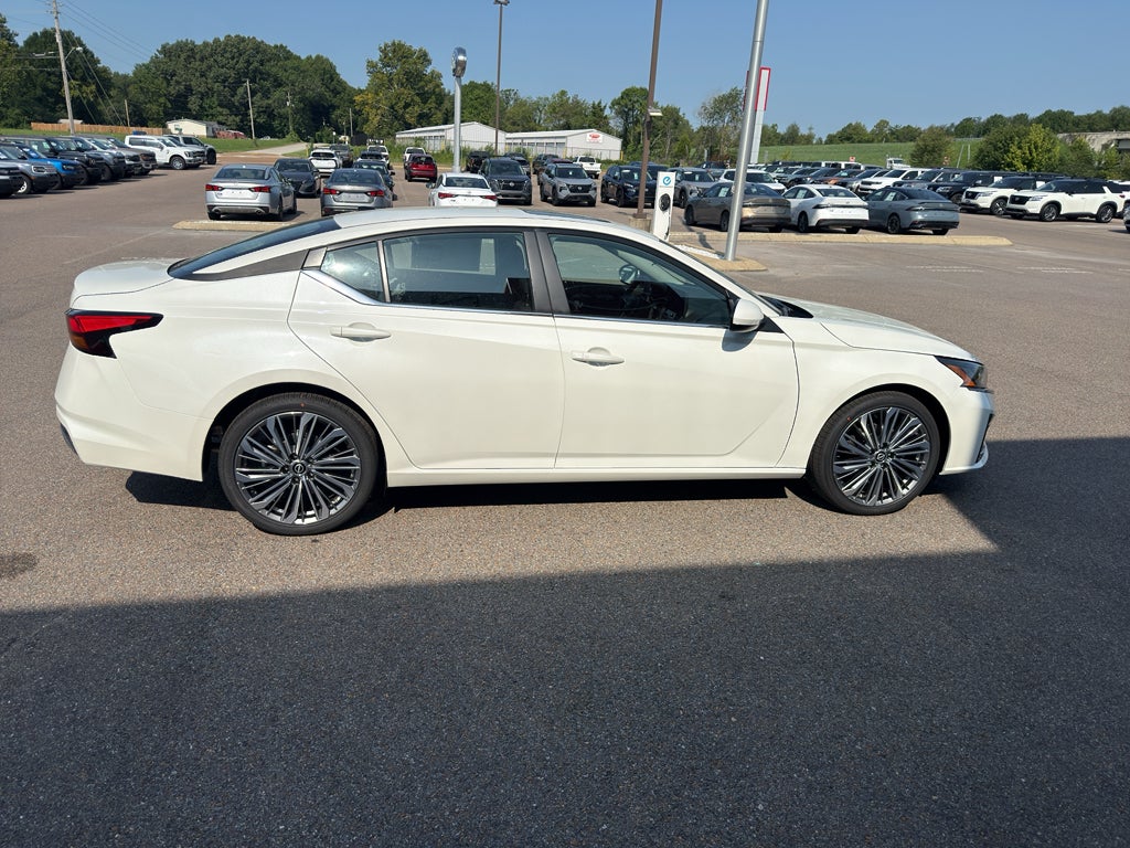 2026 Nissan Altima SV