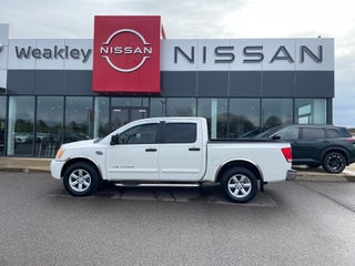 2010 Nissan Titan SE