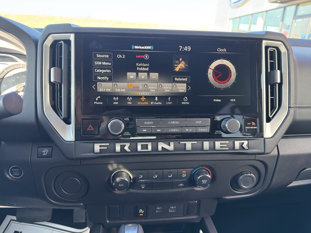 2025 Nissan Frontier Crew Cab SV