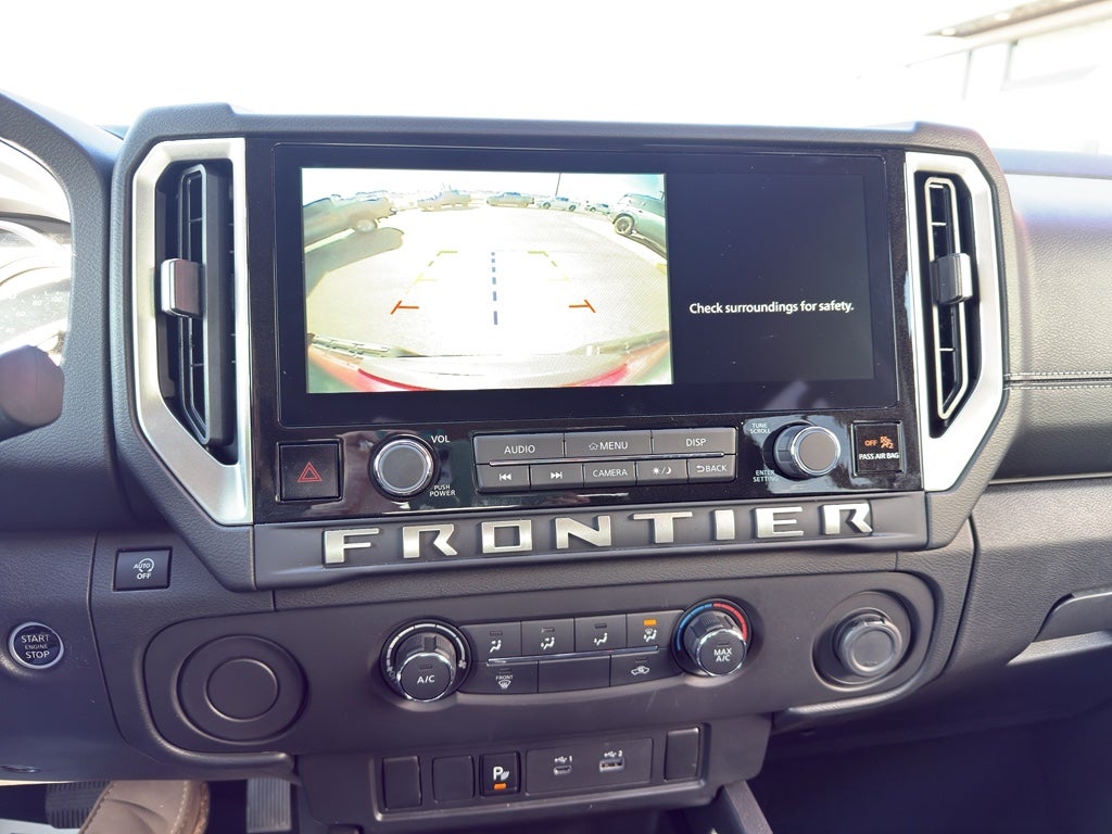 2025 Nissan Frontier Crew Cab SV