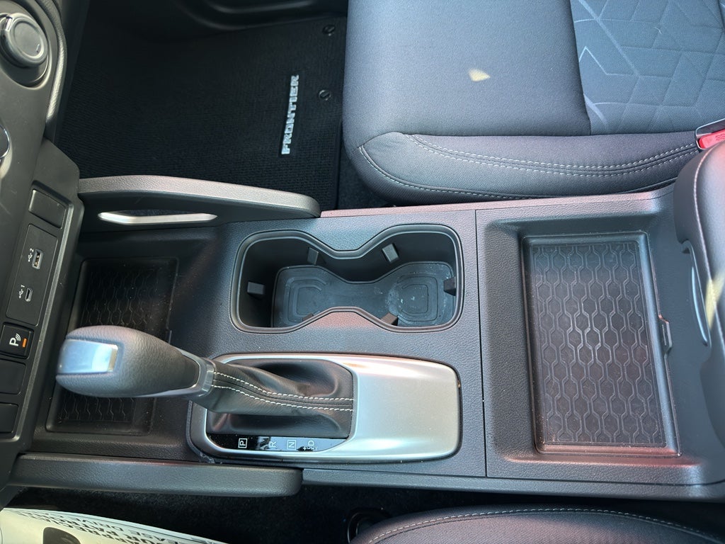 2025 Nissan Frontier Crew Cab SV