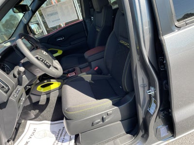 2027 Nissan Frontier SV