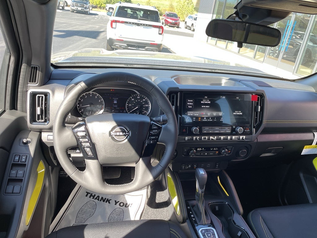 2027 Nissan Frontier SV