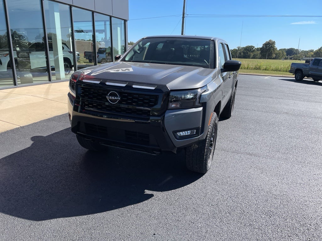 2027 Nissan Frontier SV