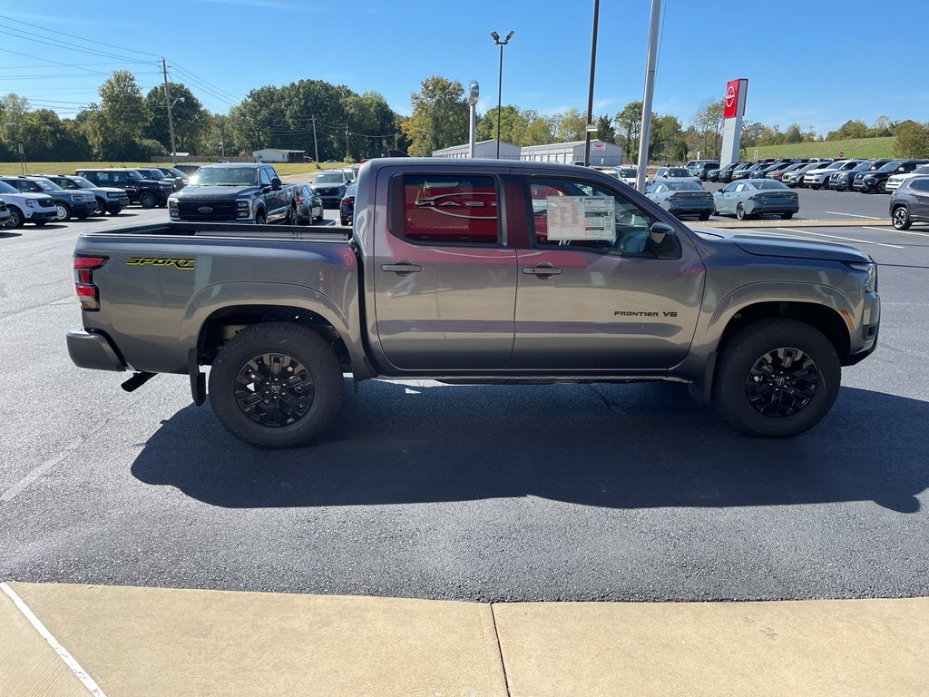 2027 Nissan Frontier SV