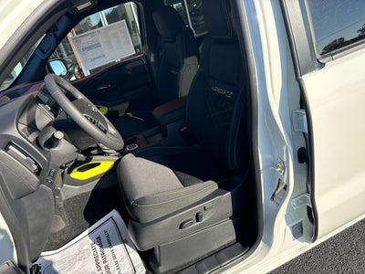 2027 Nissan Frontier SV