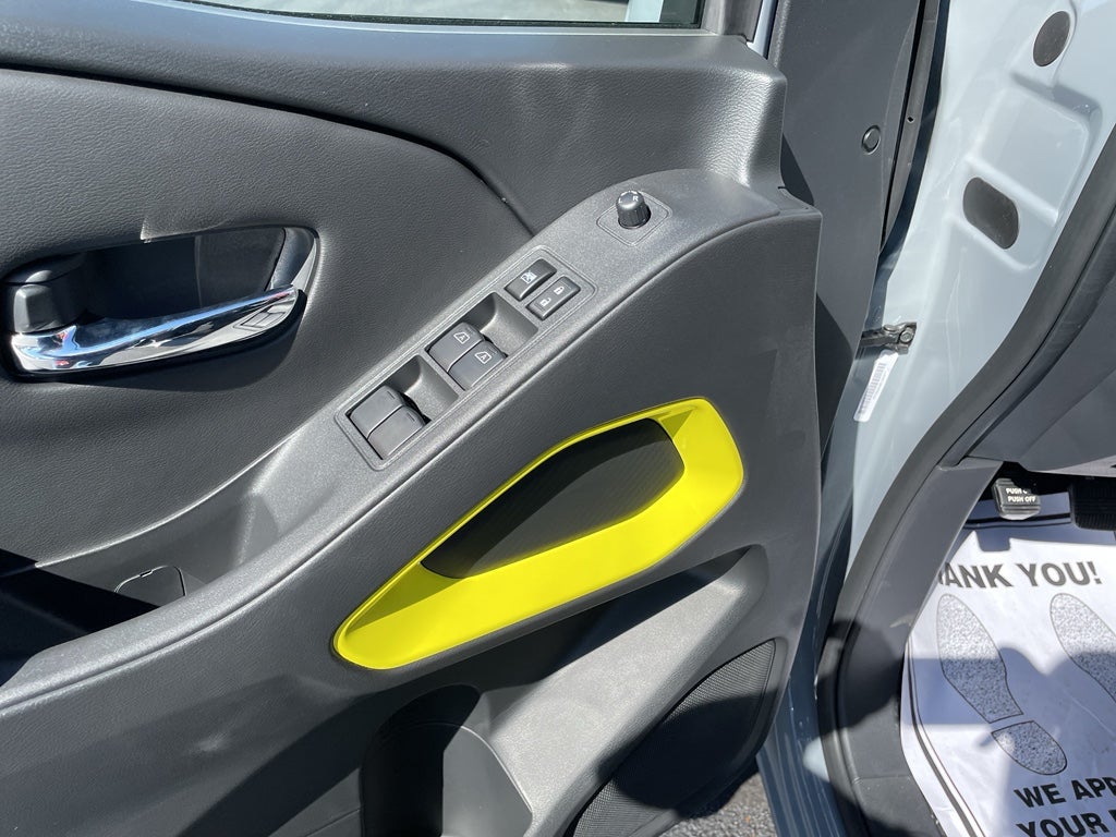 2027 Nissan Frontier SV