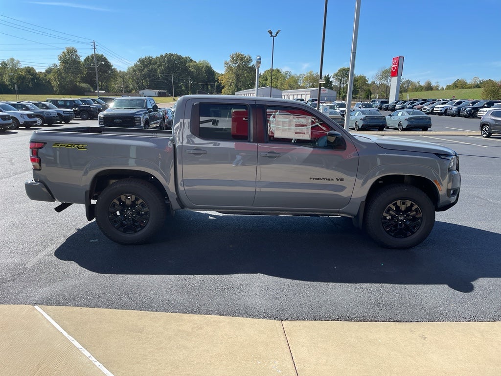 2027 Nissan Frontier SV