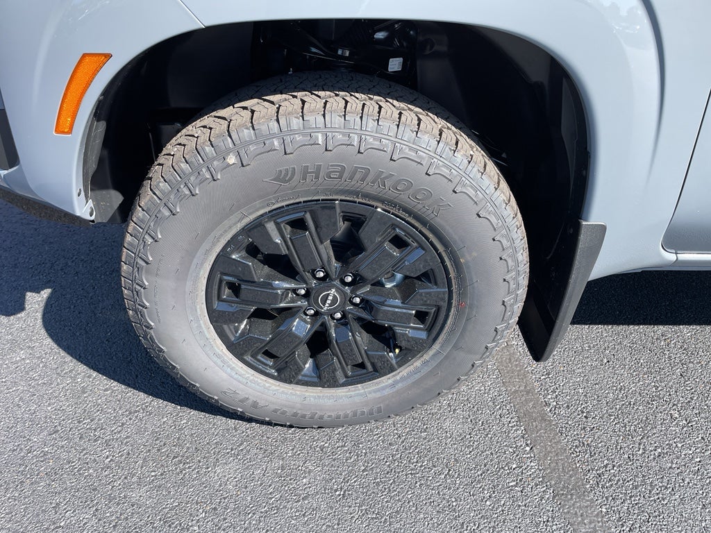2027 Nissan Frontier SV