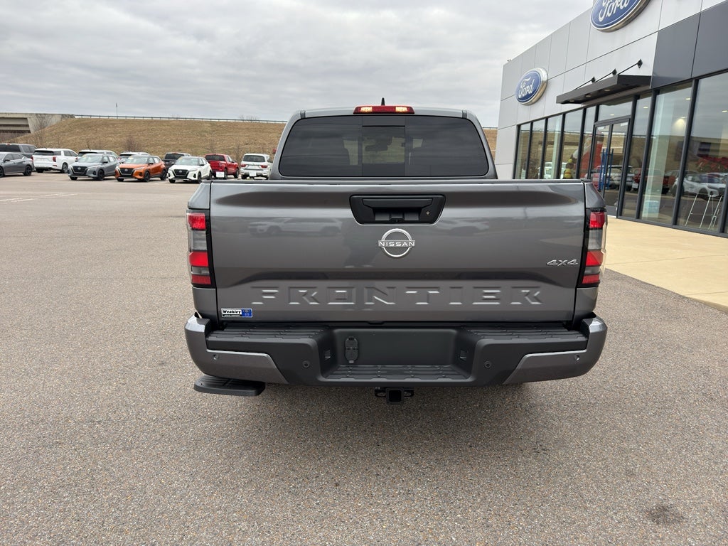 2026 Nissan Frontier Crew Cab SV