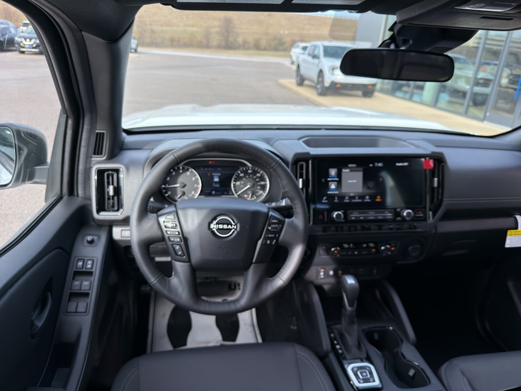 2026 Nissan Frontier Crew Cab SV