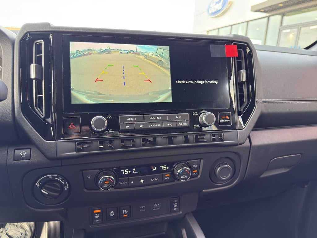 2026 Nissan Frontier Crew Cab SV