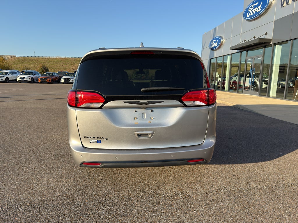 2019 Chrysler Pacifica Touring L