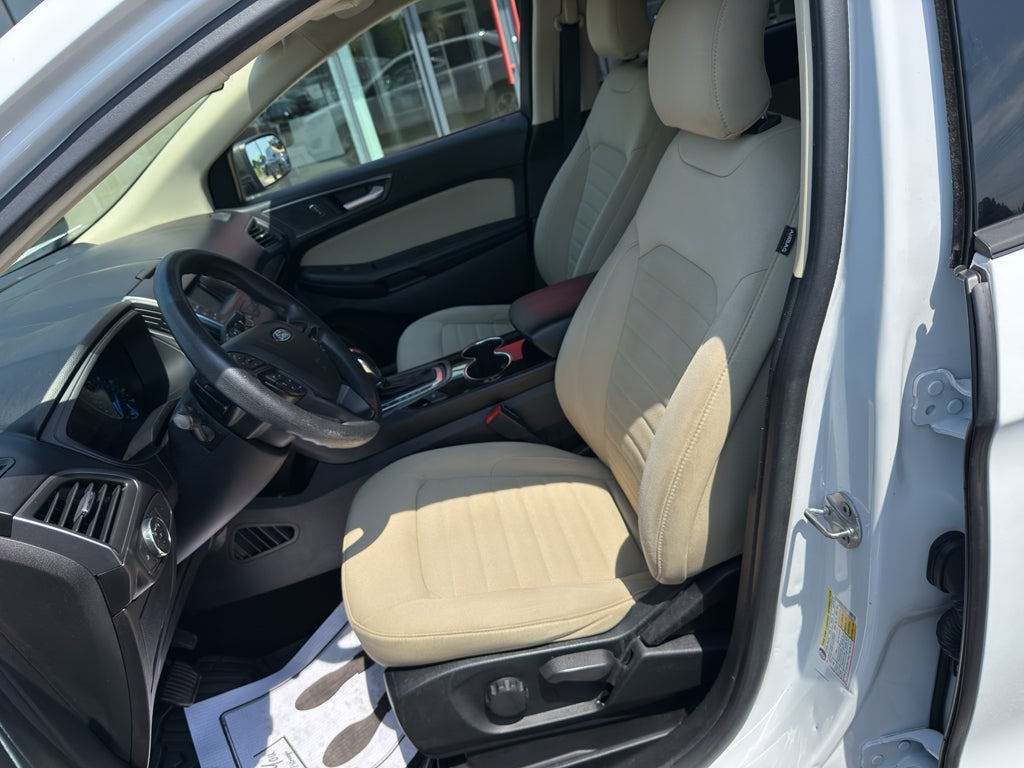 2018 Ford Edge SE