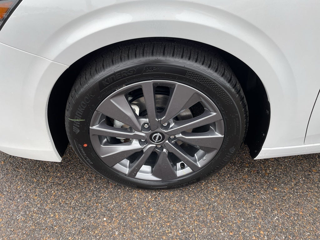 2026 Nissan Sentra SL