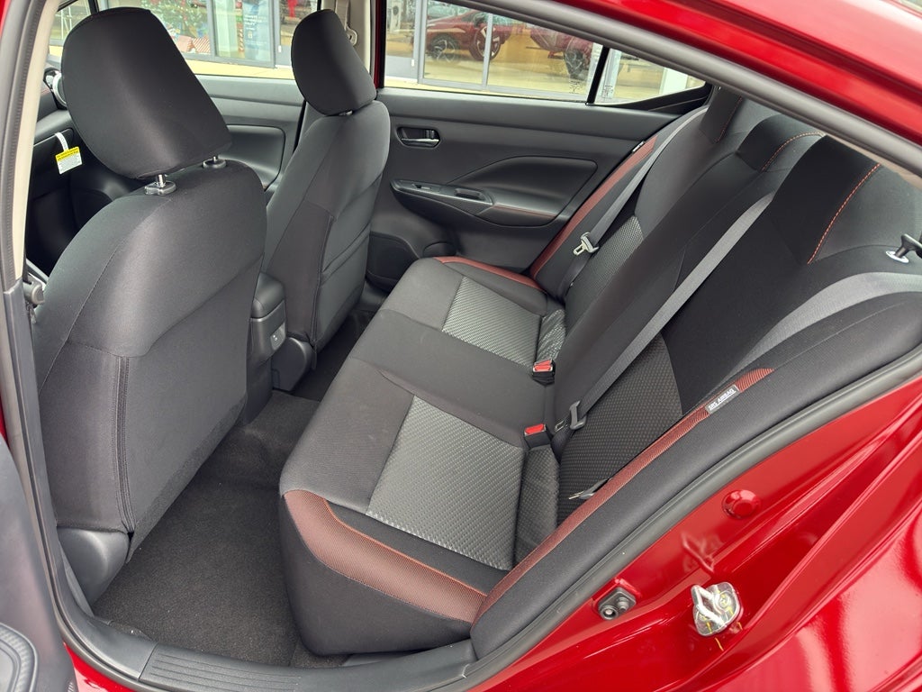 2025 Nissan Versa SR