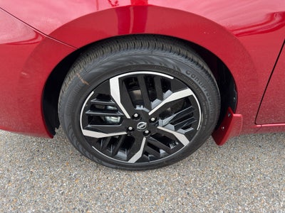 2025 Nissan Versa SR