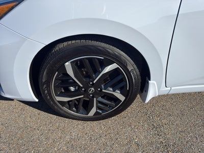 2025 Nissan Versa SR