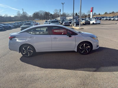 2025 Nissan Versa SR