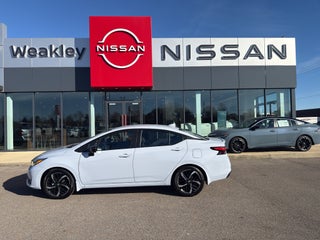 2025 Nissan Versa SR