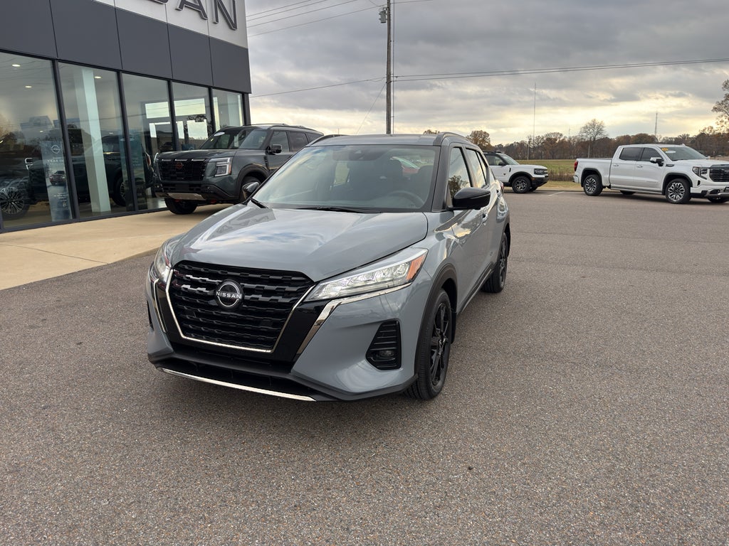2024 Nissan Kicks SR