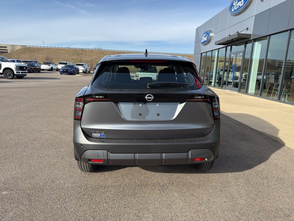 2026 Nissan Kicks S