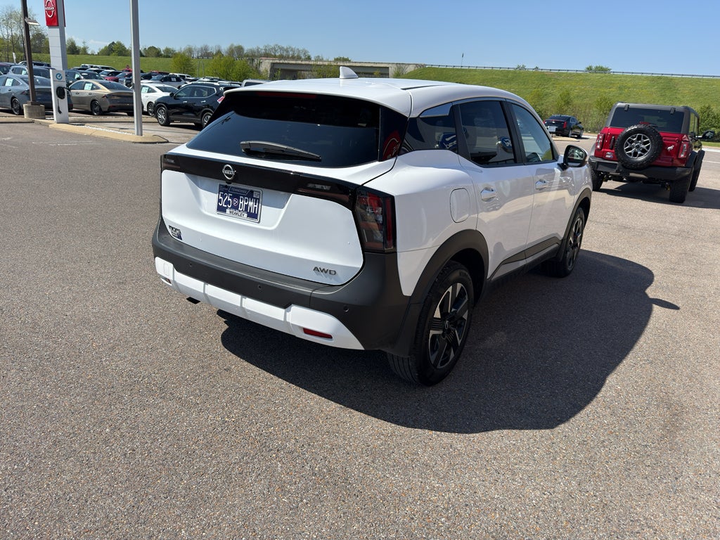 2025 Nissan Kicks SV