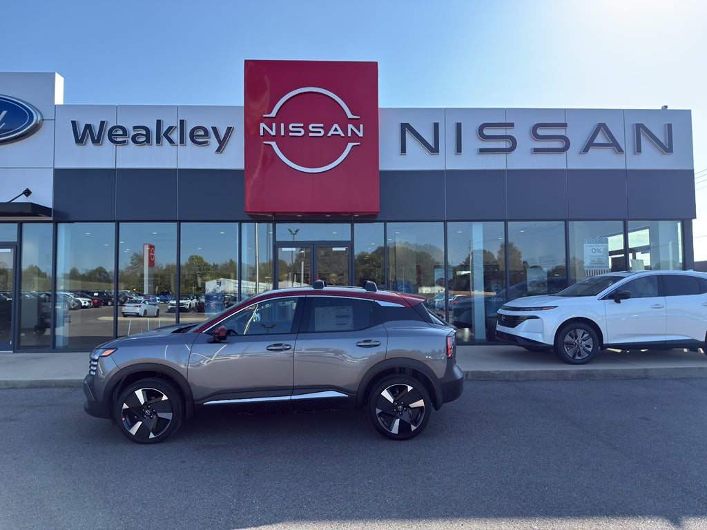 2026 Nissan Kicks SR