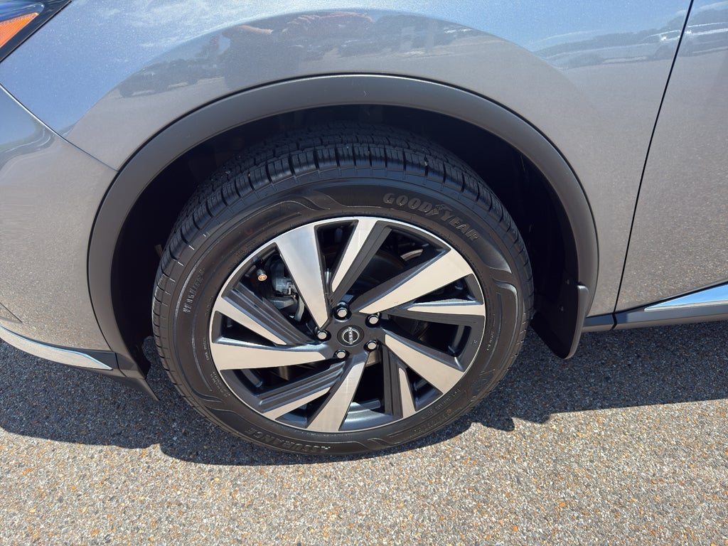 2023 Nissan Murano SL