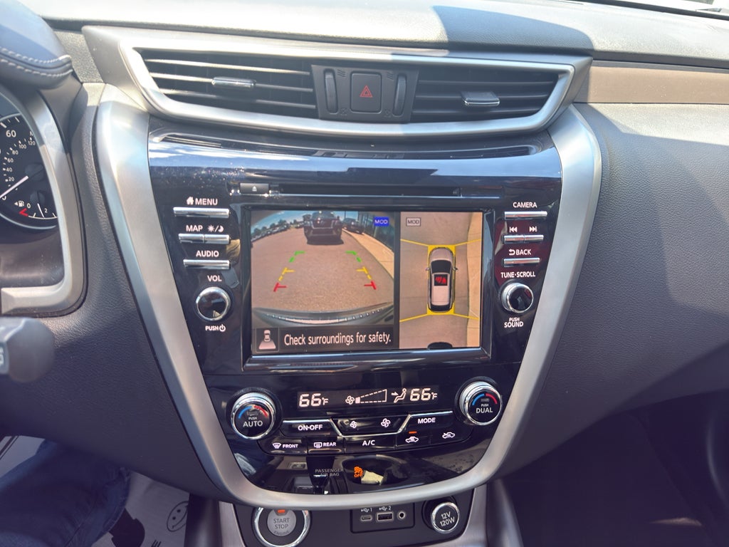2023 Nissan Murano SL