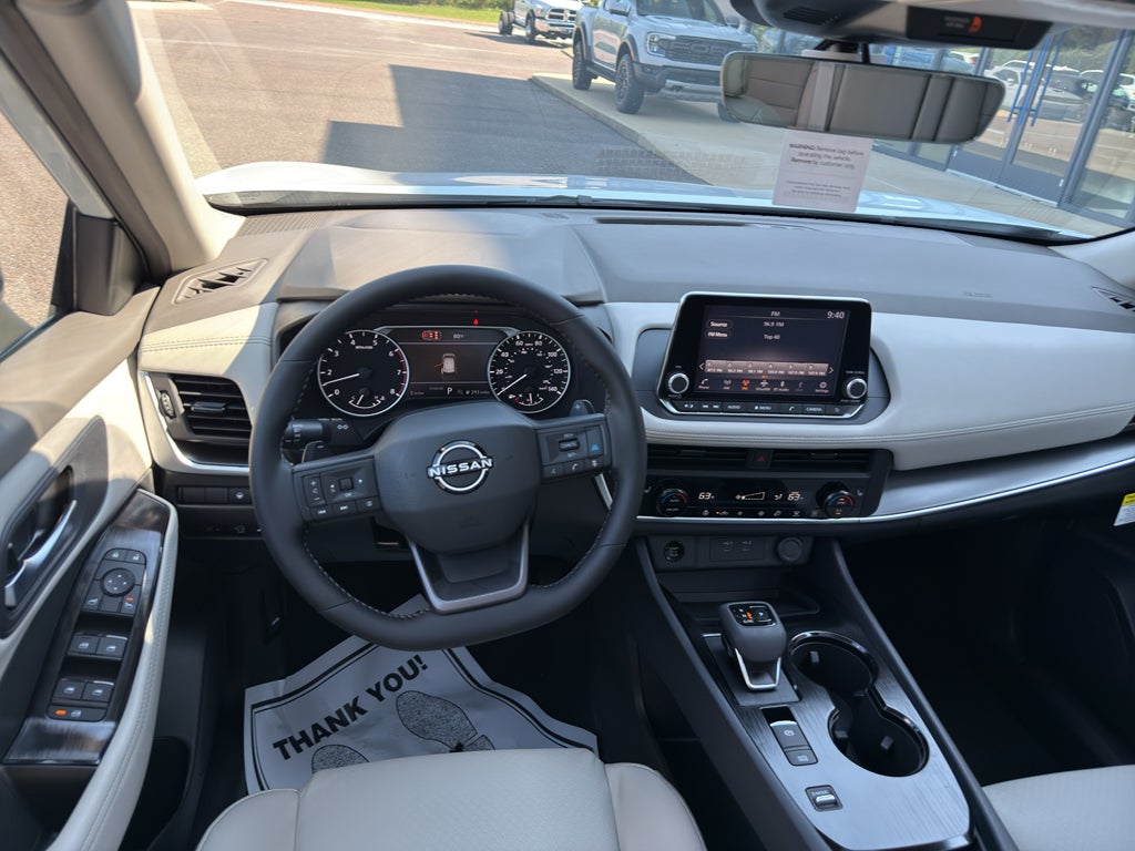 2026 Nissan Rogue Dark Armor