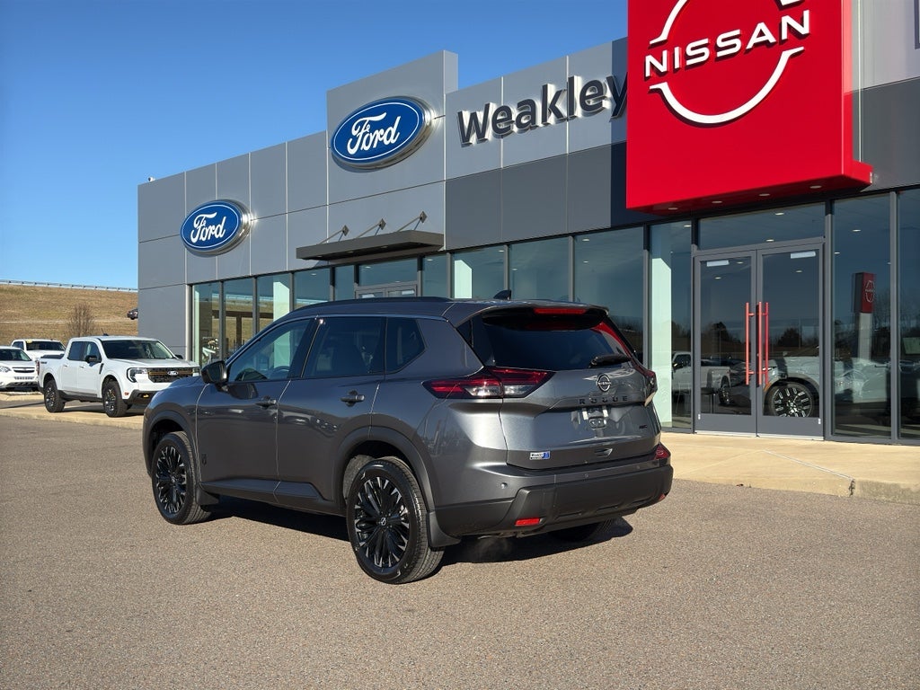 2026 Nissan Rogue Dark Armor
