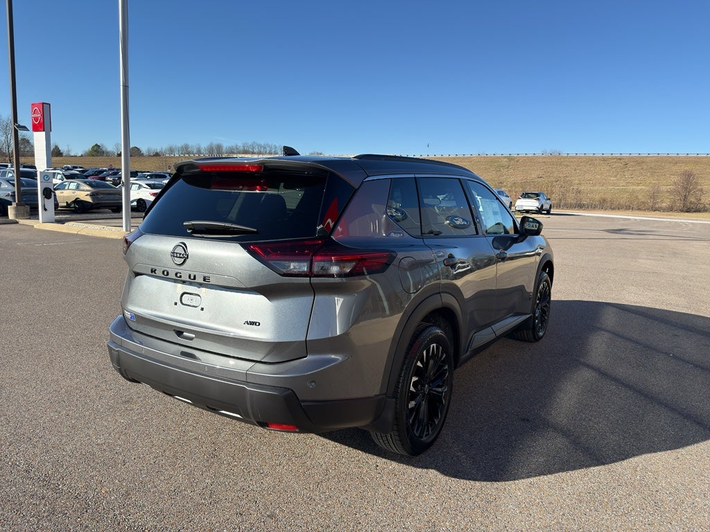 2026 Nissan Rogue Dark Armor